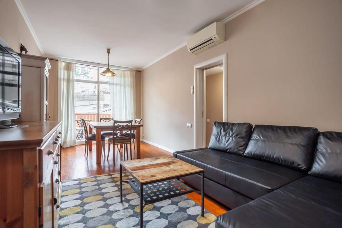 Next To Sagrada Familia 4-Bedroom Apartment 바르셀로나 외부 사진