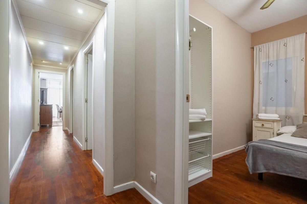 Next To Sagrada Familia 4-Bedroom Apartment 바르셀로나 외부 사진