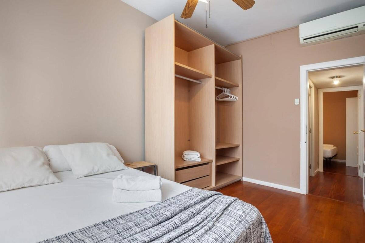 Next To Sagrada Familia 4-Bedroom Apartment 바르셀로나 외부 사진