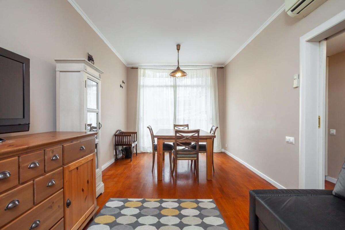 Next To Sagrada Familia 4-Bedroom Apartment 바르셀로나 외부 사진