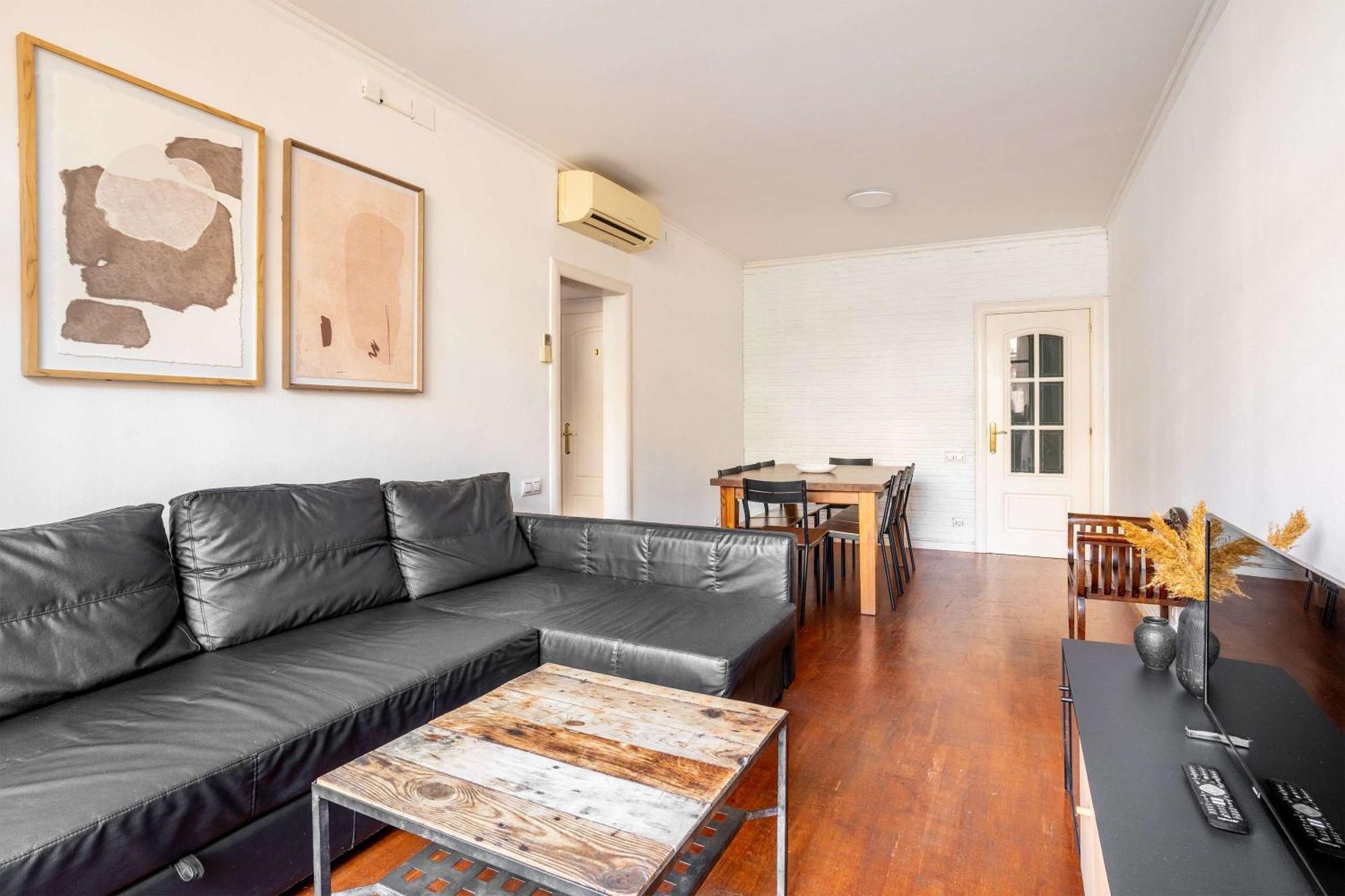 Next To Sagrada Familia 4-Bedroom Apartment 바르셀로나 외부 사진